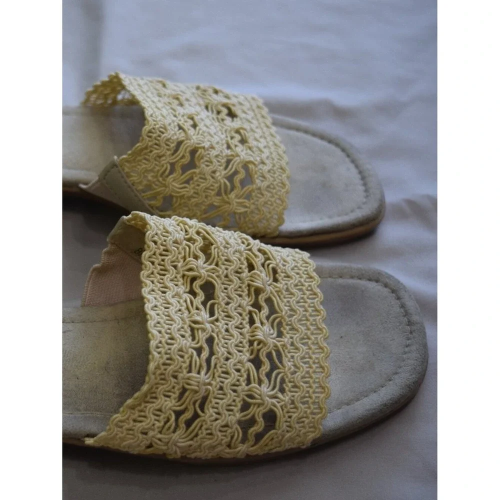 Mootsies Tootsies Yellow Lacy Crochet Sandals Sz 8.5 Indie Dainty Feminine Fairy